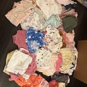 SOLD Baby girl bundle 0-3 months